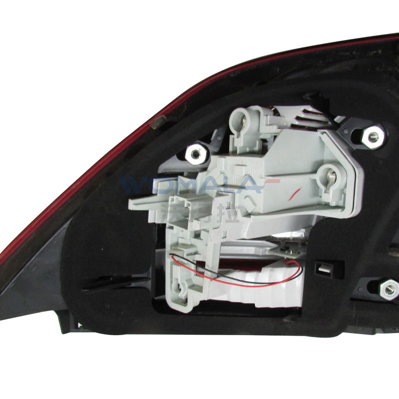 Đèn đuôi phải Womala OE 30796268 Khung đèn đuôi cho Auto Parts S60 2011-2016